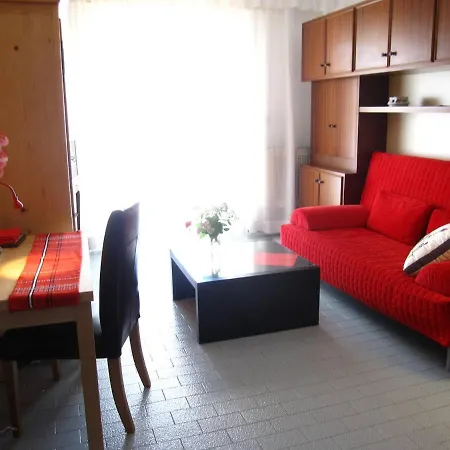 Seaview Flat With Unforgettable Terrace