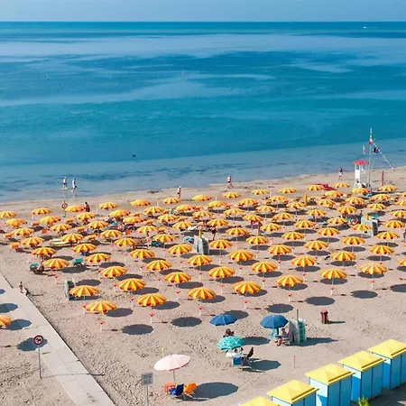 Seaview Flat With Unforgettable Terrace Daire Grado-Pineta